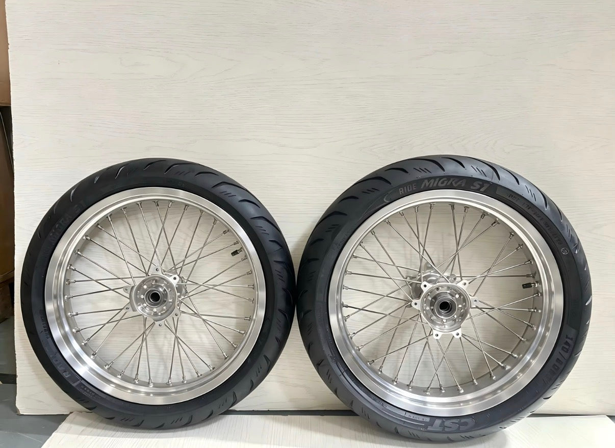 Ultra bee supermotos 17 inch