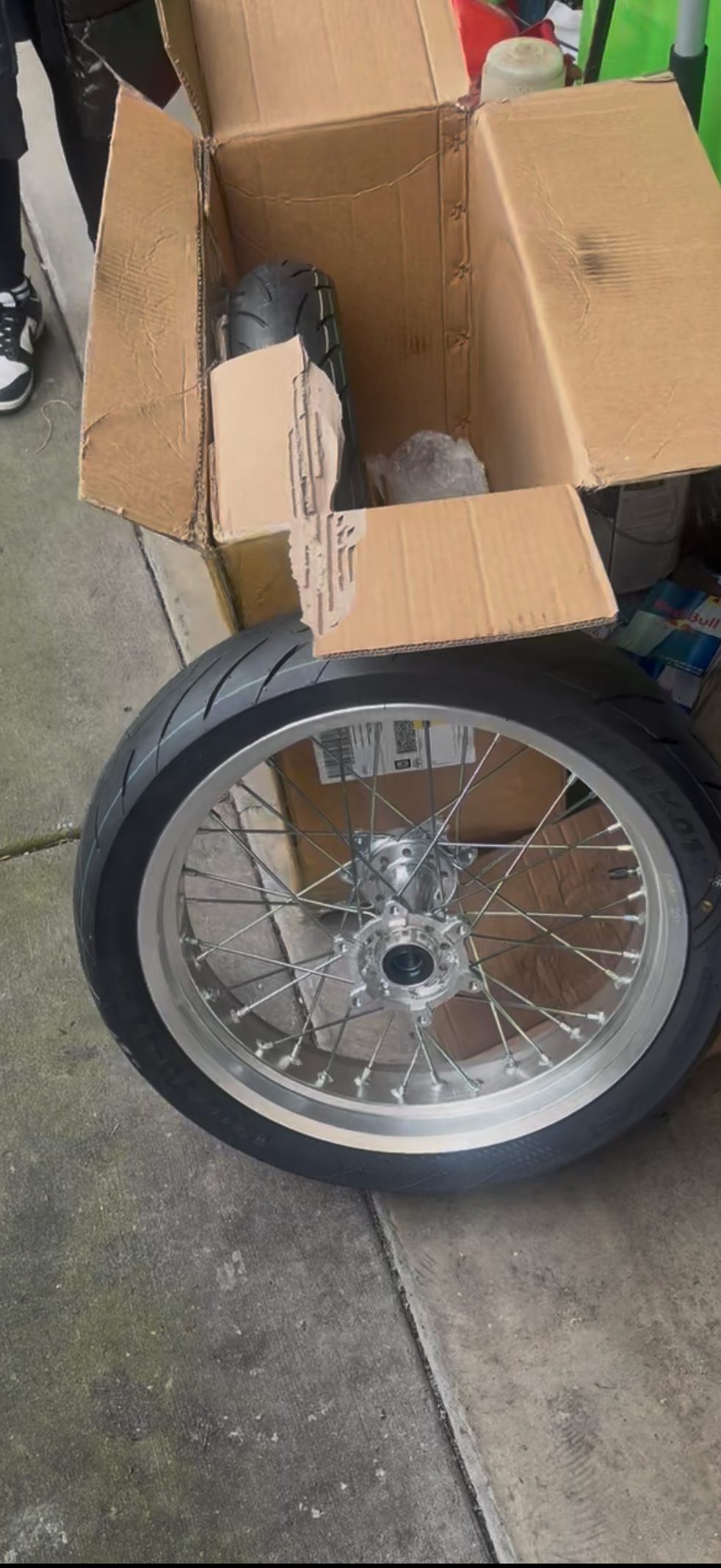 Ultra bee supermotos 17 inch