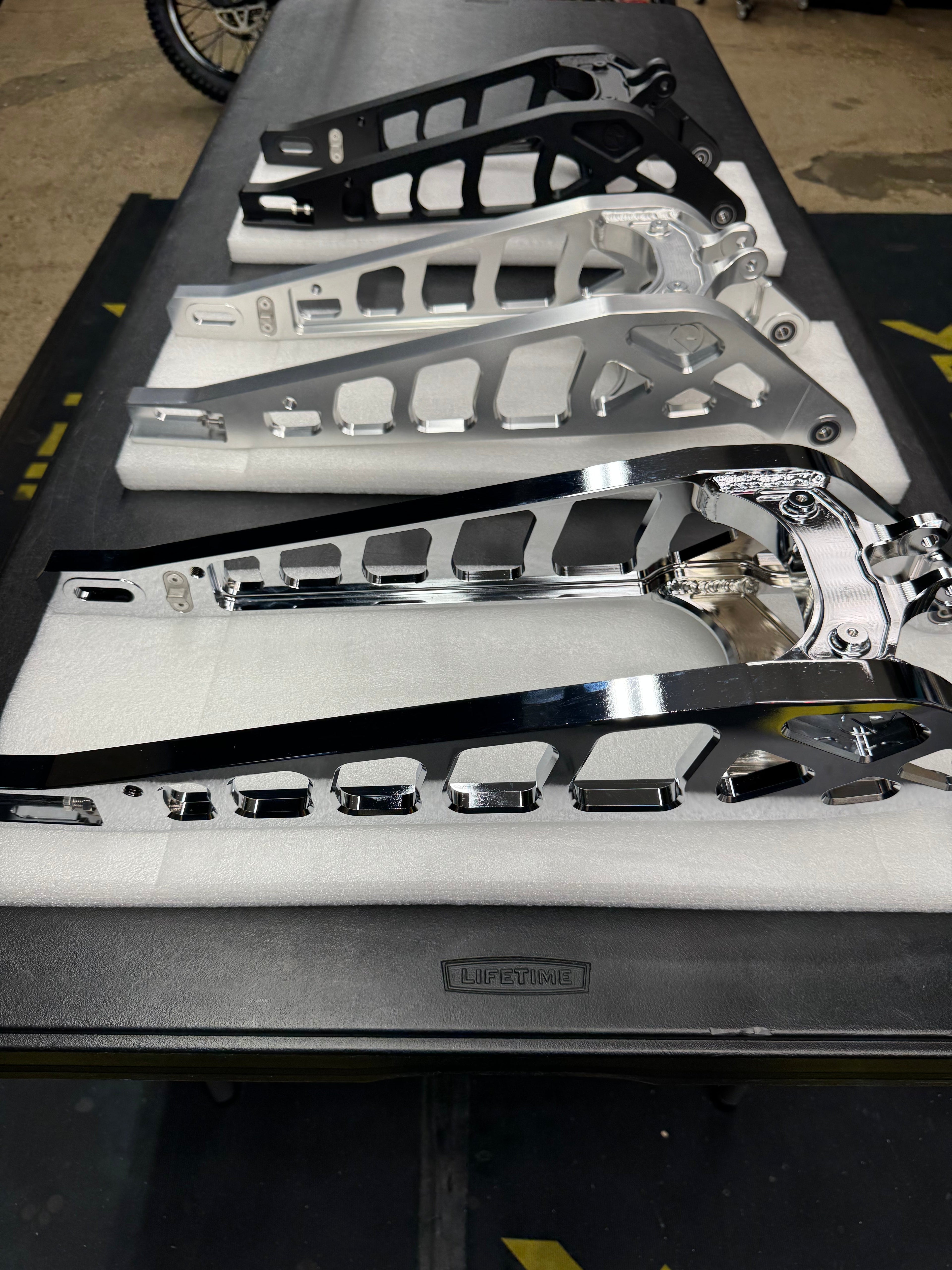 Defiant v2 Welded Swingarm for Surron LBX